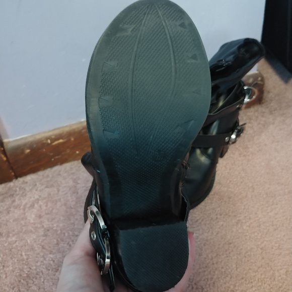 Buckle Ankle Boots - Picture 4 of 6